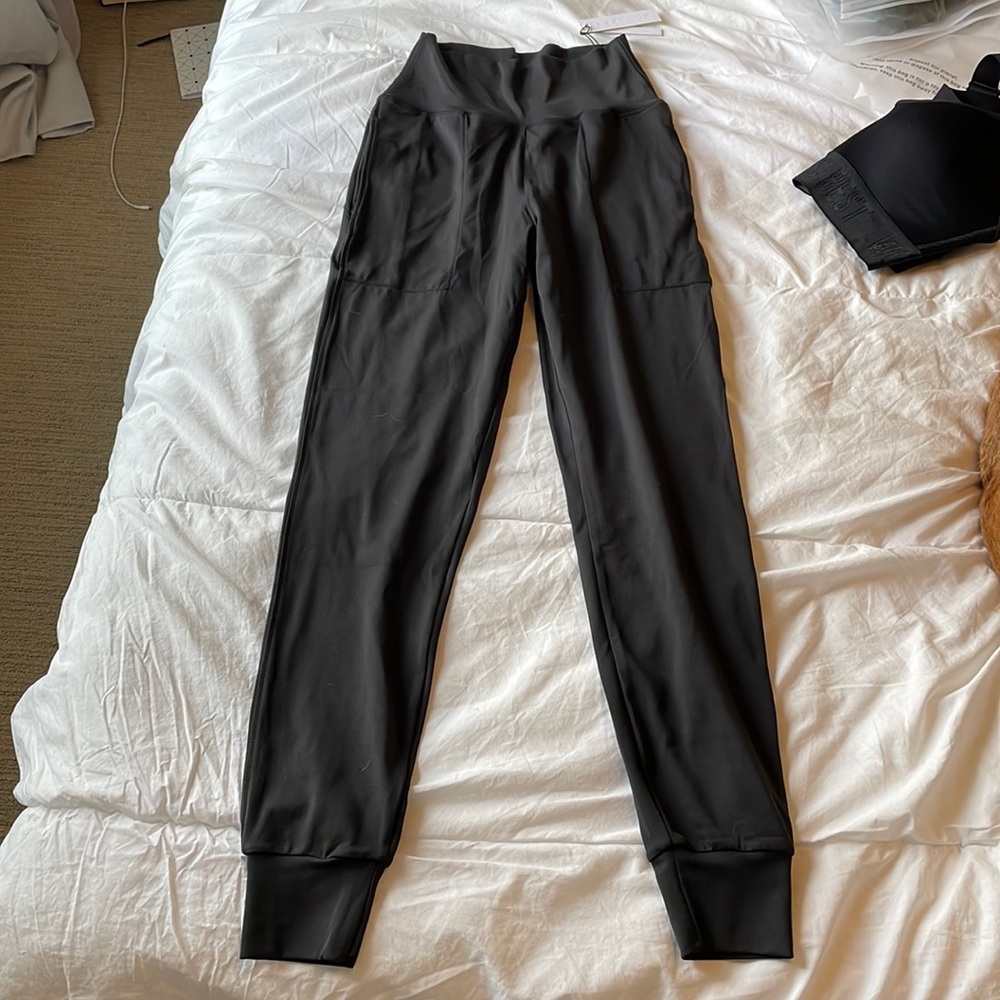 black paragon joggers